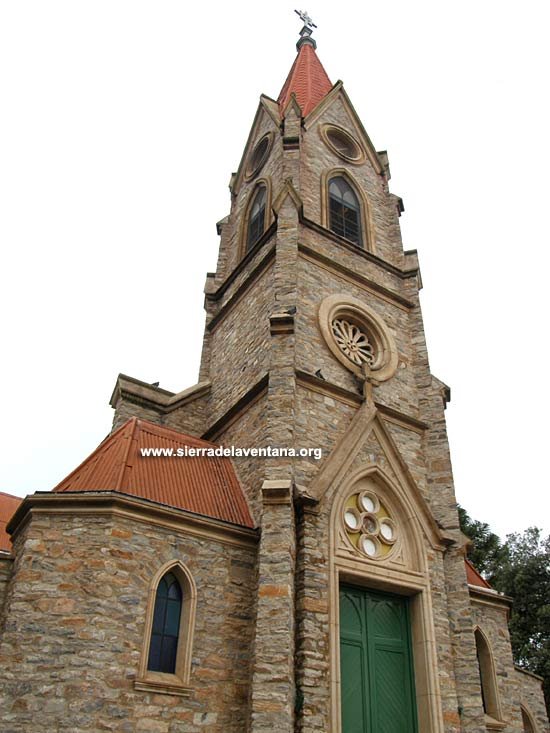 Iglesia Santa Rosa de Lima en Tornquist