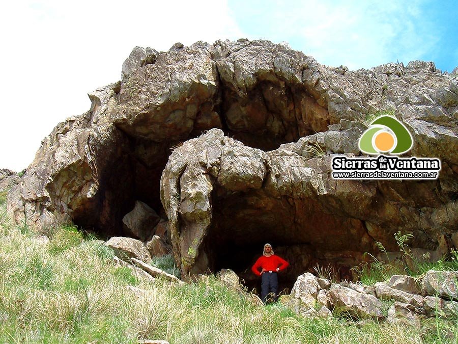 cueva del escorpión en sierra de la ventana