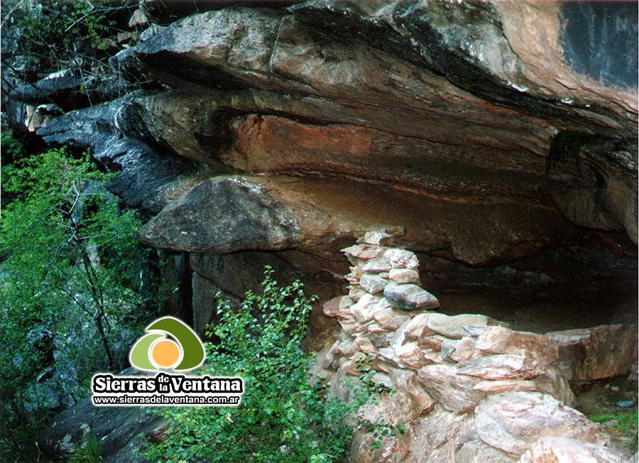 Cueva cerca de Villa Ventana